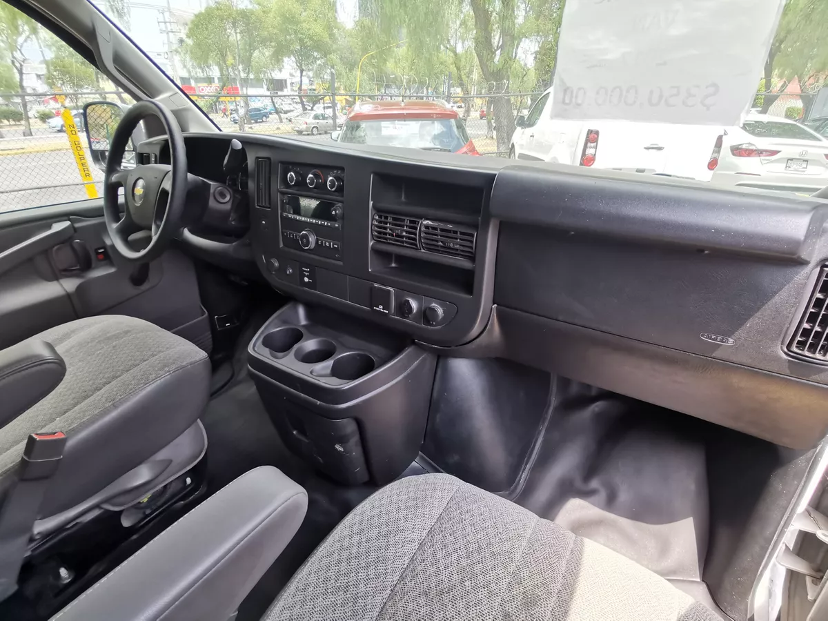 Chevrolet Express 6.0 cargo Van Ls At - Imagen 11