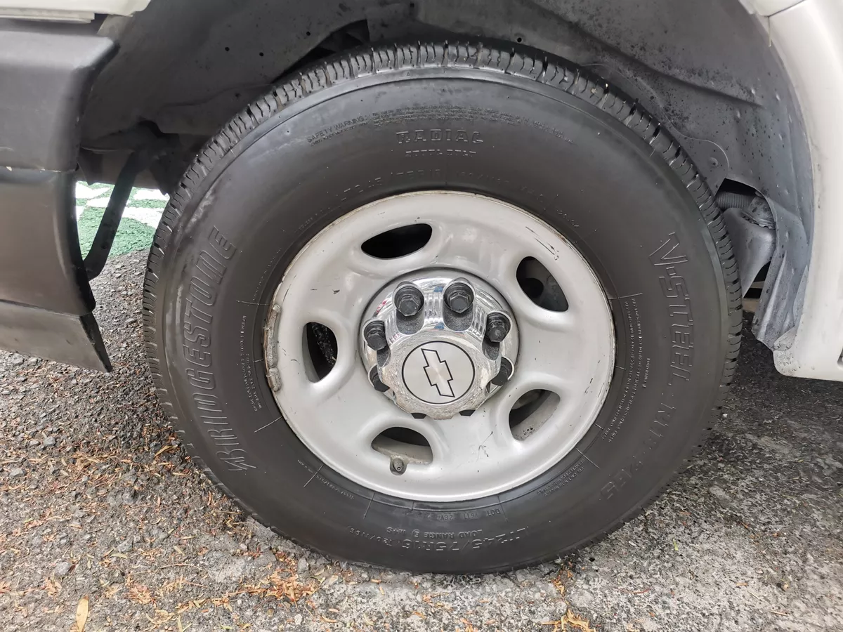 Chevrolet Express 6.0 cargo Van Ls At - Imagen 14