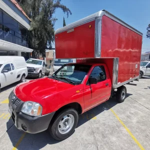 Nissan NP300 2.4 Estacas Dh Mt