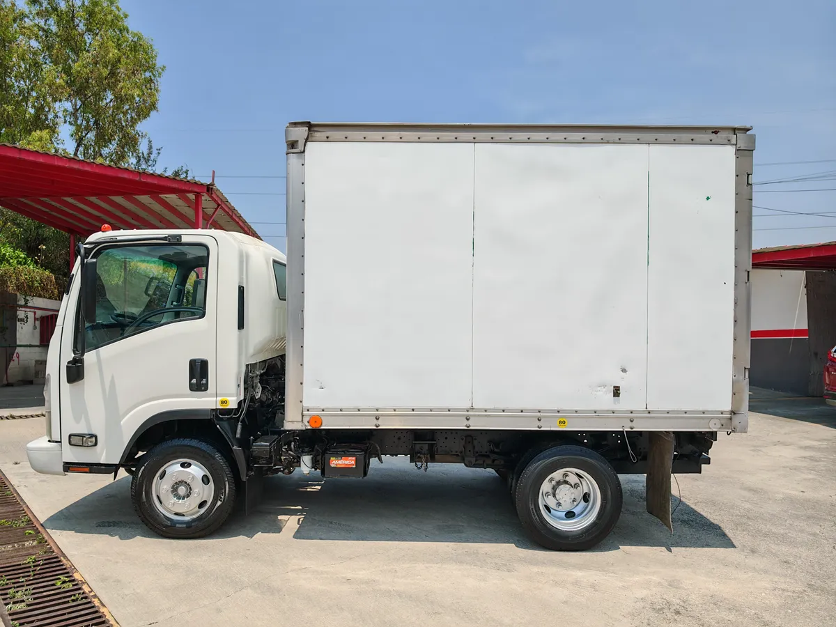 Isuzu Elf 400 2012 Chato Caja Seca - Imagen 8