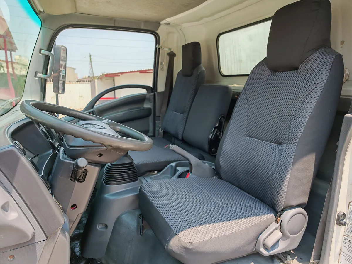 Isuzu Elf 400 2012 Chato Caja Seca - Imagen 10