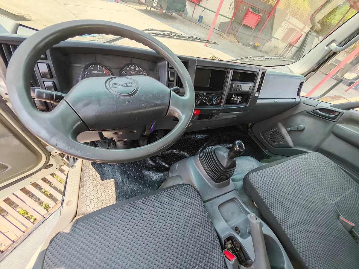 Isuzu Elf 400 2012 Chato Caja Seca - Imagen 11