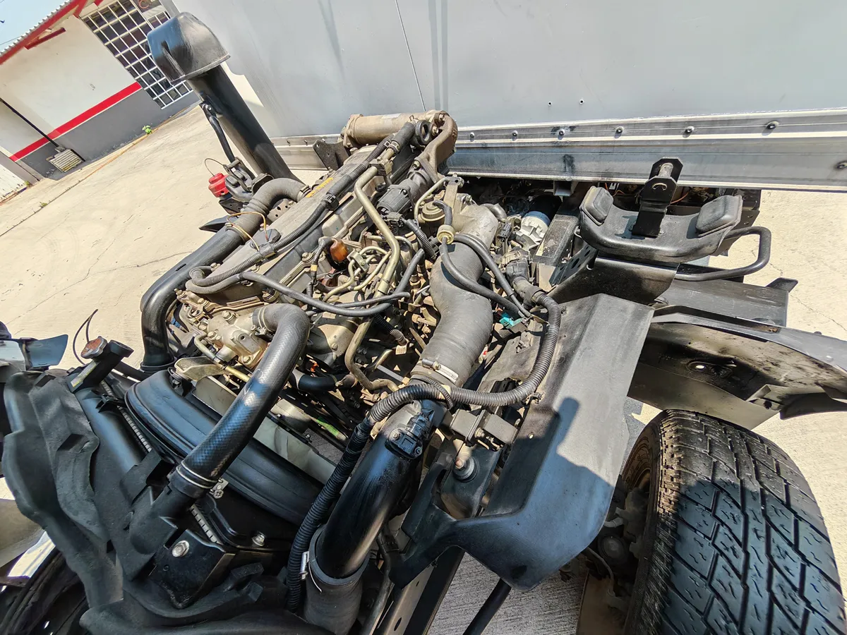 Isuzu Elf 400 2012 Chato Caja Seca - Imagen 15