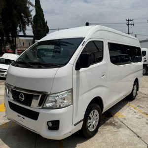 Nissan NV350 Urvan 12 pasajeros 2016