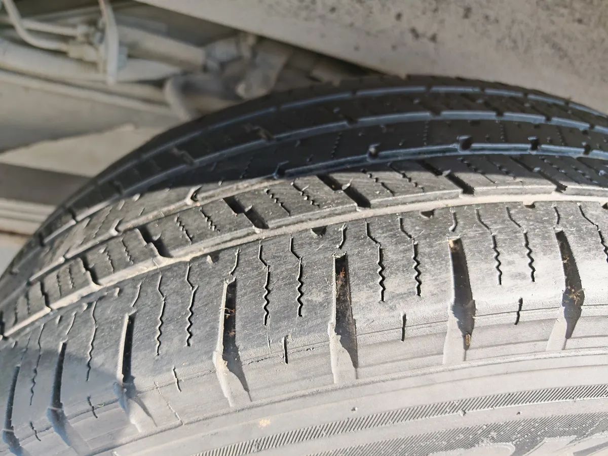 Chevrolet Express 6.0ls D 12 Pas At 2016 - Imagen 16