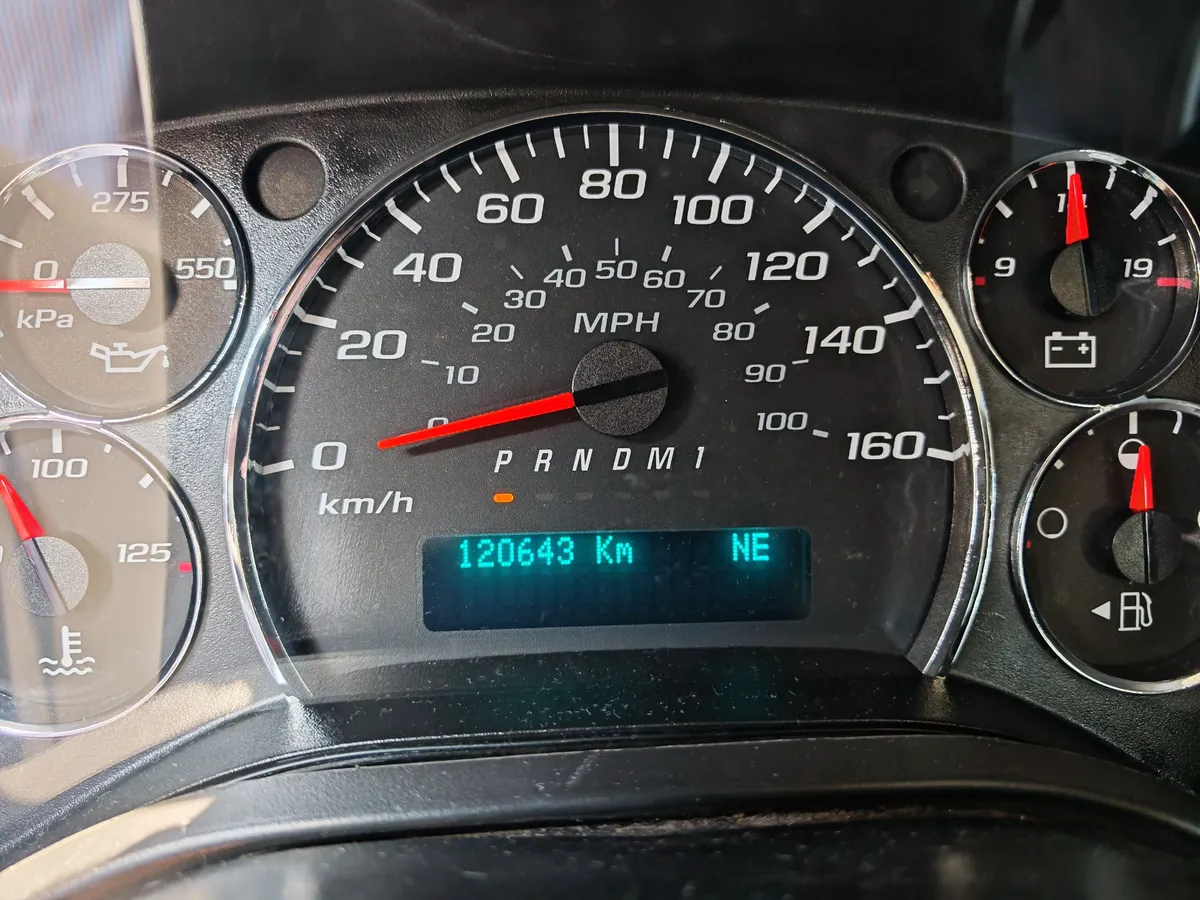 Chevrolet Express 6.0ls D 12 Pas At 2016 - Imagen 13