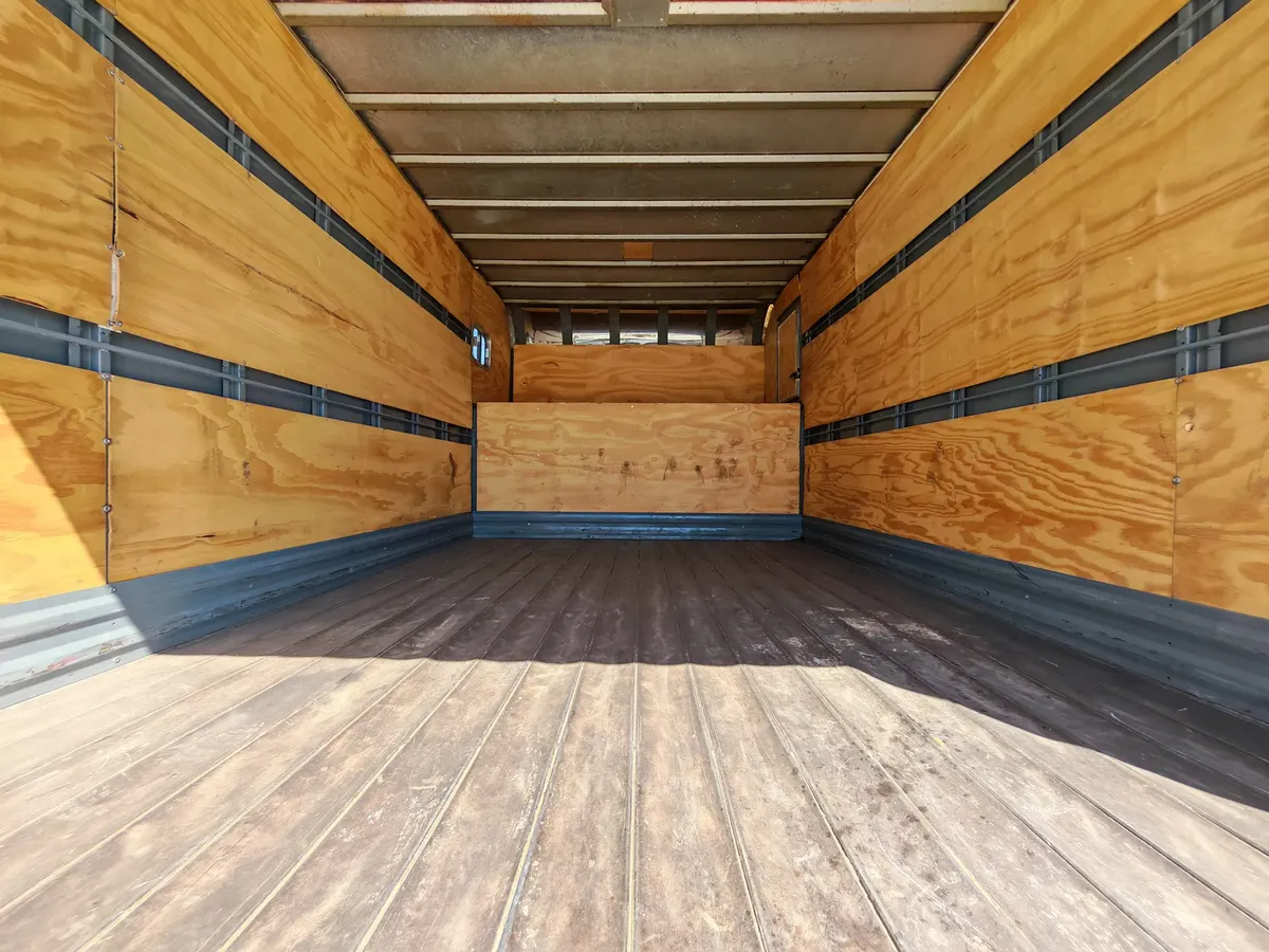 Ford F-350 6.3l Xl 6.2 Plus Mt 2016 - Imagen 7